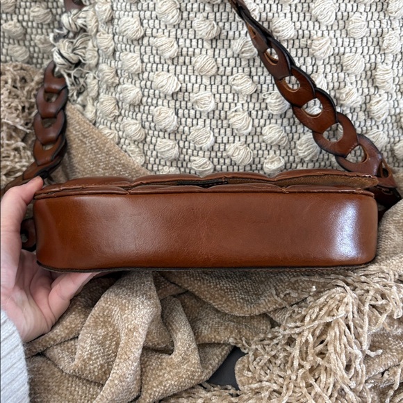 Vera Bradley leather quilted crossbody - Picture 3 of 8